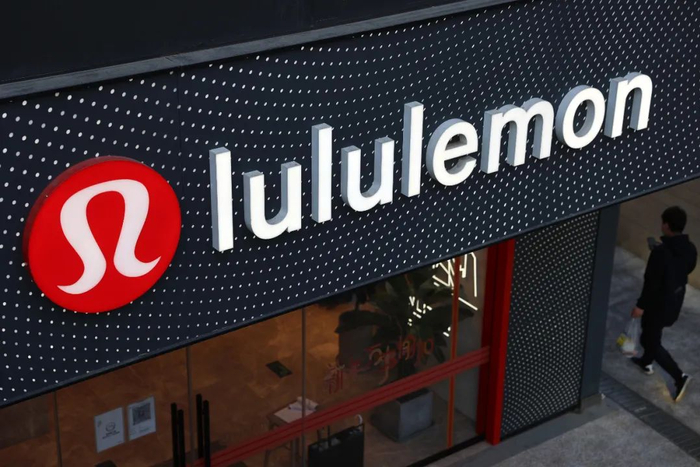 lululemon变了，但它的变化，远不只这一点。