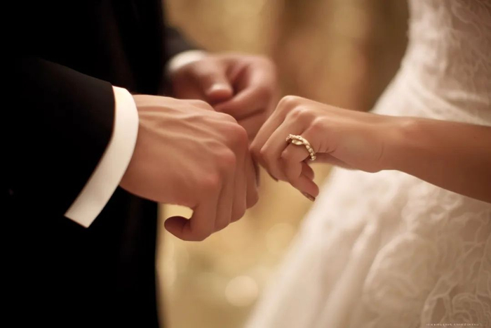 全网恭喜:兜兜转转还是你!|夫妻|复婚|离婚_新浪新闻