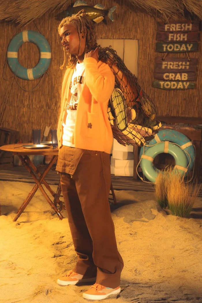 后续tyler也接连打造过老爹鞋和面包滑板鞋,但都未取得"小花"的反响