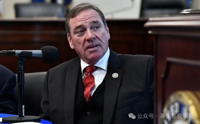 (共和党议员neal dunn)知名议员carlos gimenez在听闻tiktok发起的这