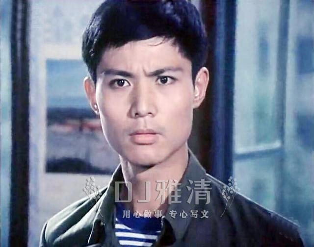 1978年,沈冠初毕业后,进入北京电影制片厂做演员.