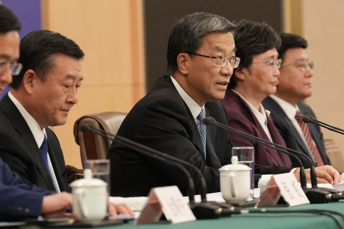 教育部部长中国高等教育毛入学率已超60规模位居世界第一
