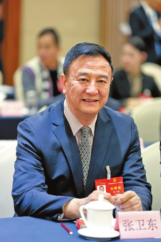 全国人大代表云南迪庆藏族自治州州长张卫东让心之所向成为身之所往