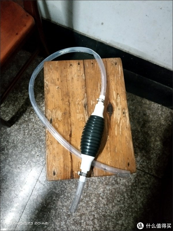 鱼缸换水器|鱼儿_新浪新闻