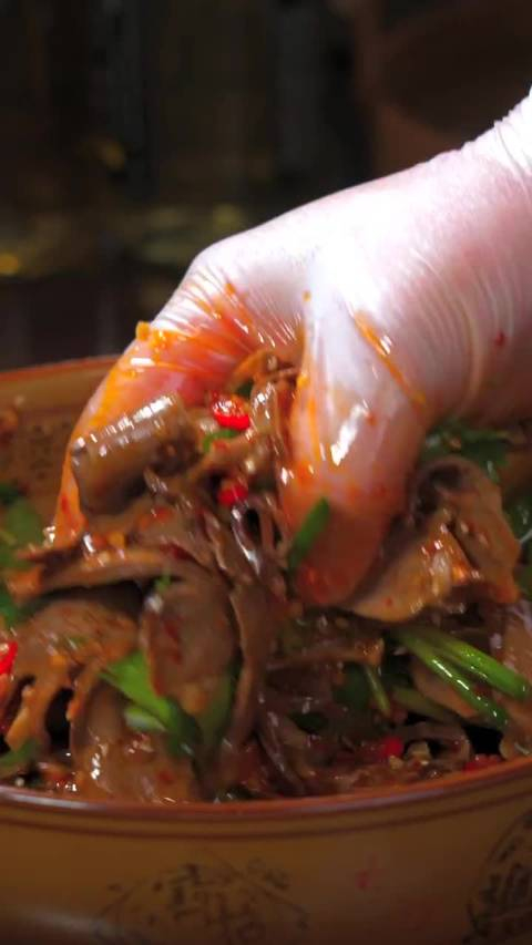 菜场里没人要的猪心试试像我这样做香辣嫩滑又好吃