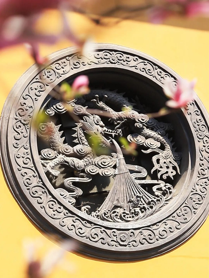 是2024年3月11日,星期一农历甲辰年二月初二龙,作为中华民族的图腾