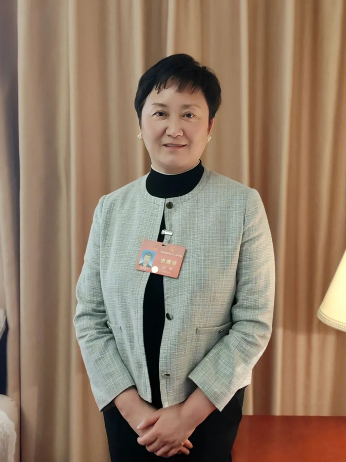 全国人大代表,中衡设计集团股份有限公司总经理 张谨与硬件联通相比