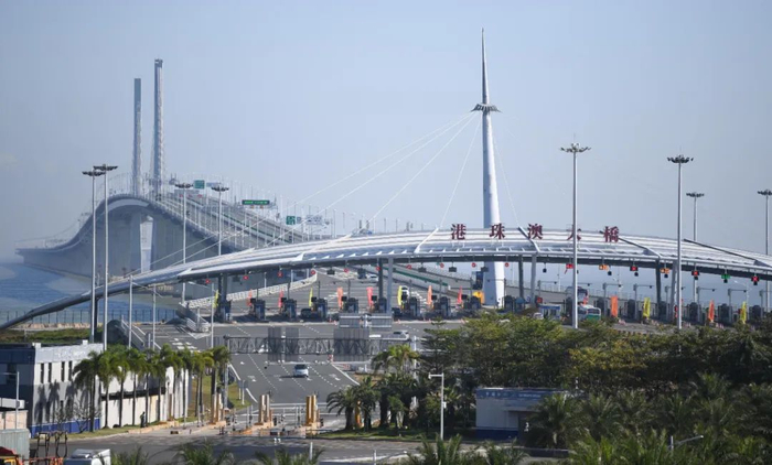 港珠澳大桥香港口岸将可提供6000个停车位|香港|港珠澳大桥_新浪新闻