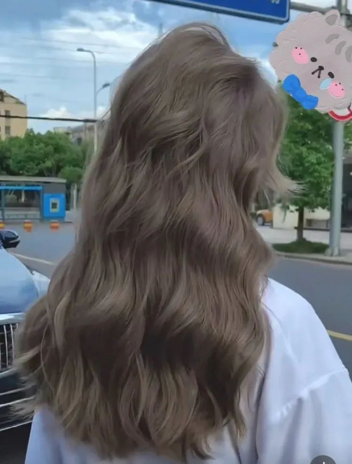 如何高效变美,第一步竟然只要「换发色」?