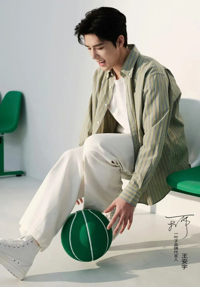 每周速报 | lacoste宣布王一博为全球代言人,周杰伦成为rimowa全球