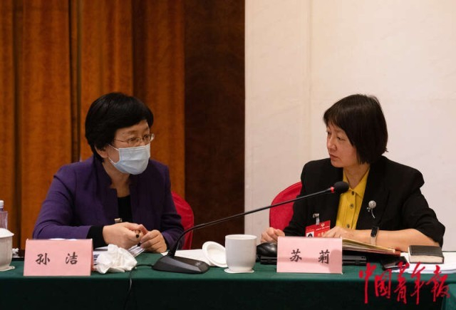 全国政协委员,泰州市姜堰区实验小学教育集团校长高金凤分享调研成果