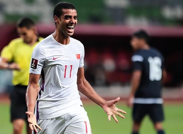 良心归化!阿兰为重回中超大幅降薪:年薪不到60万欧!