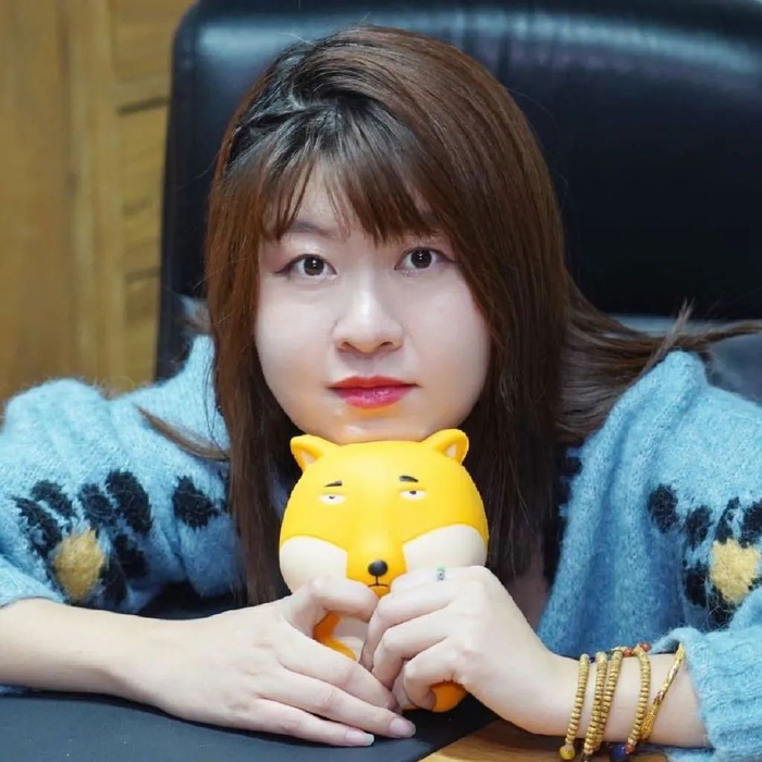 李佳临是壹影时空(北京)影视文化有限公司制片人,曾担任《二十四小时