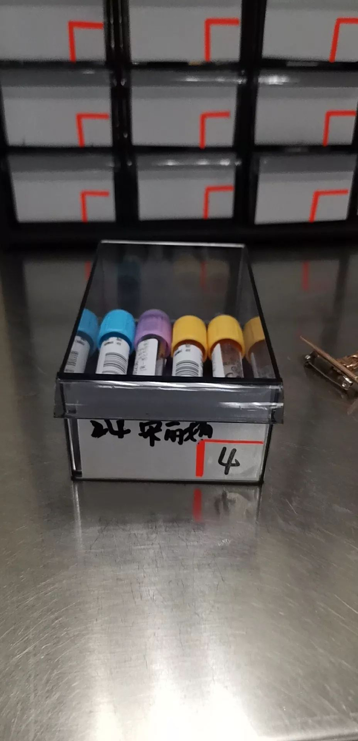 采血管凌乱摆放怎么办?看美小护们大显神通!|护士|床|收纳盒_新浪新闻