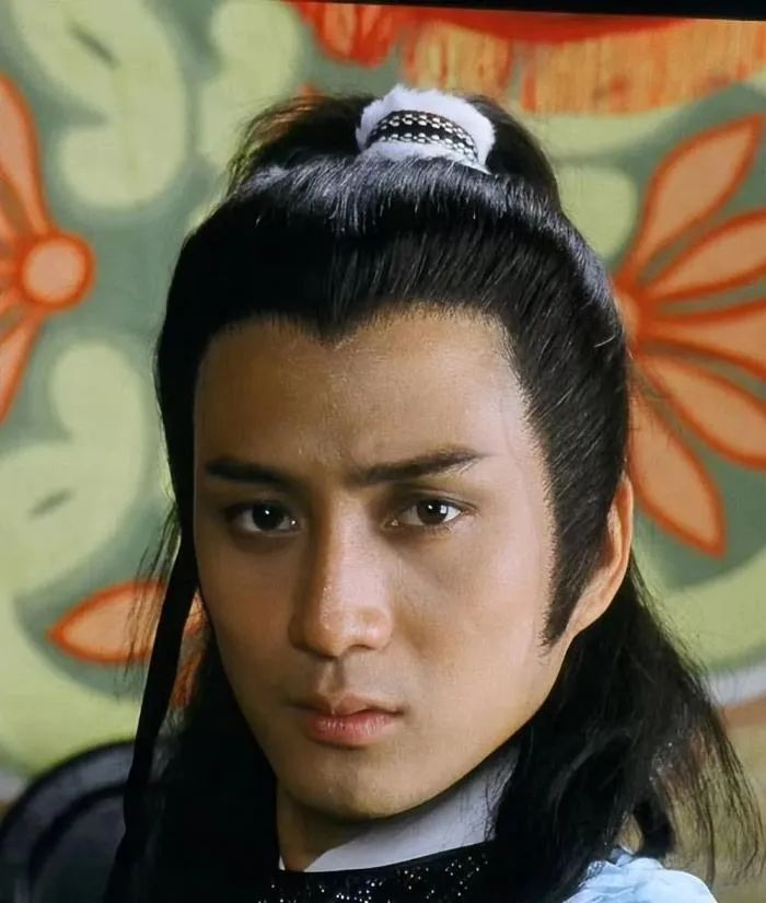 汤镇业在1982年版《天龙八部》中饰演段誉。受访者供图