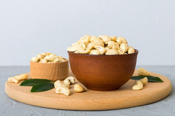 腰果好吃富含营养但为何市面上的腰果都没有壳望你早点搞清楚