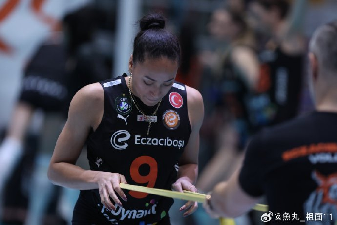 女排联赛常规赛第二十五……|瓦基弗银行|伊萨奇巴希|常规赛_新浪新闻