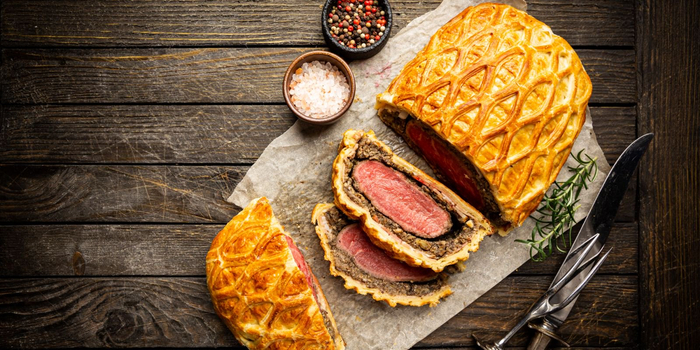 电视剧里的根本不正宗,最地道的惠灵顿牛排是什么味?|惠灵顿|牛排|酥