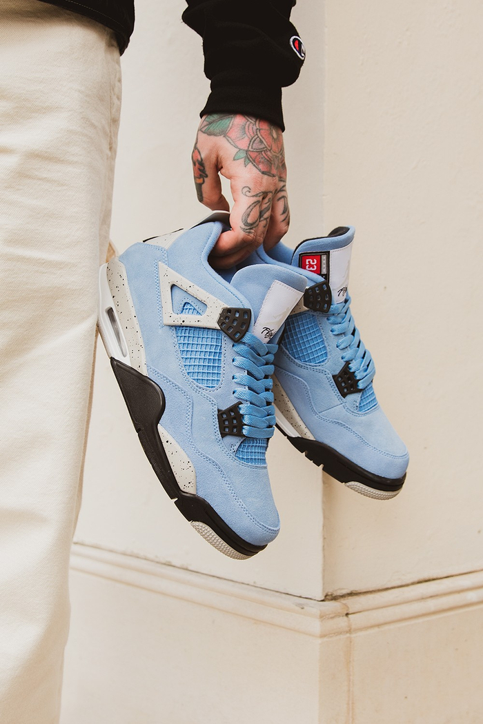 2021年,jordanbrand将纯正的北卡大学色调,注入aj4推出市售版本.