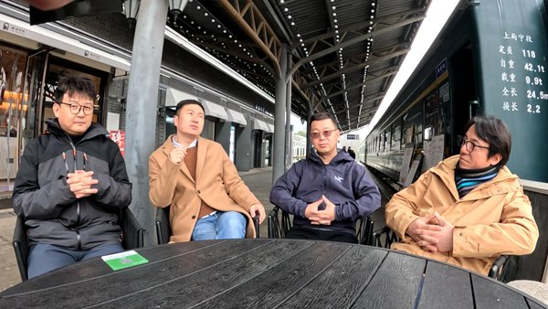 南京方言节目主持人,美食达人吴江表示,自己常年从事美食和方言类节目