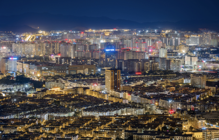 县城豪门,正在把北上广深踩在脚下|阿娇_新浪新闻