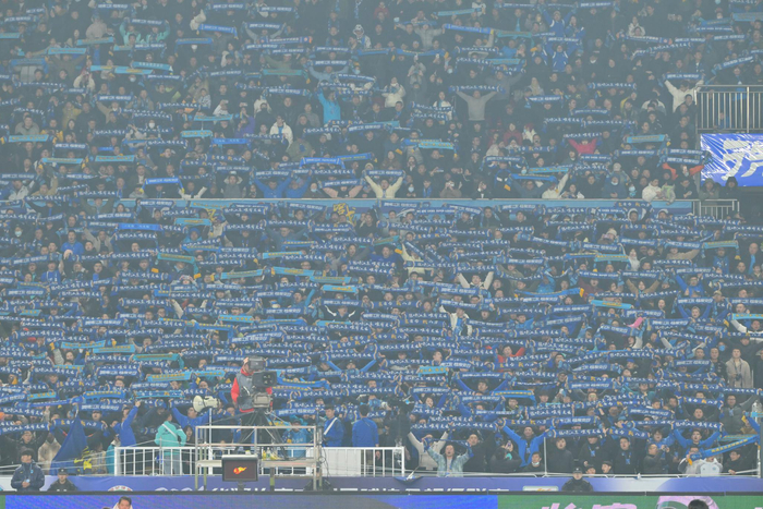 南通支云主场营造的蓝色海洋。