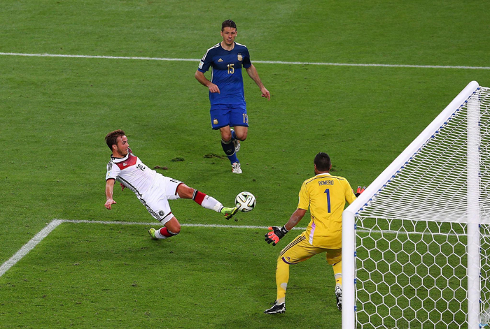 他才31岁03格策灵巧挑传机敏抢点传射建功昔日金童灵气仍在82