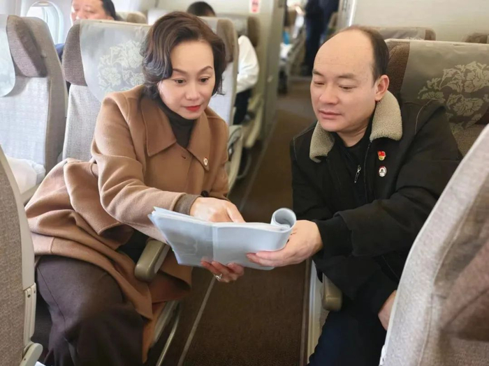 央广《新闻纵横》报道:全国人大代表程丽芬建议多举措加强学生课后