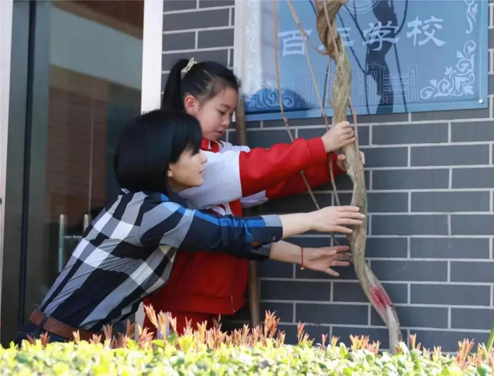 南通市优秀校长⑨沈蓉倾注热爱激扬生命沸腾幸福