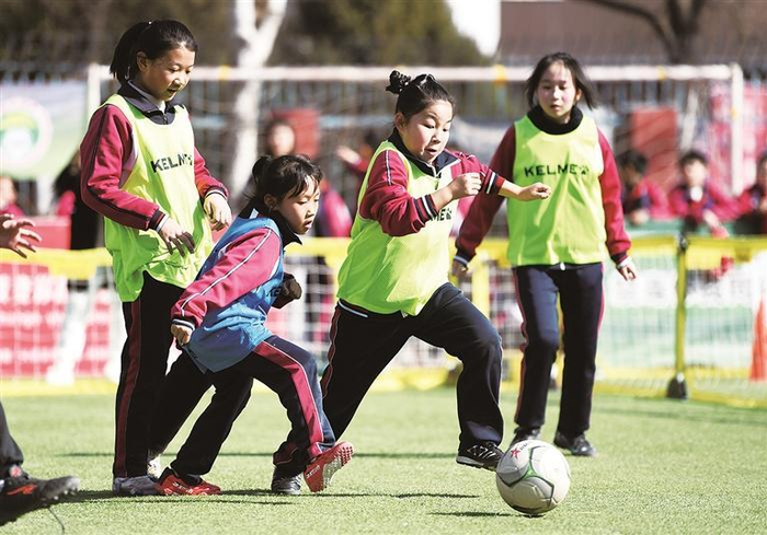 2024"亚足联女足日"女孩足球节(兴庆站)活动在银川市兴庆区第二小学