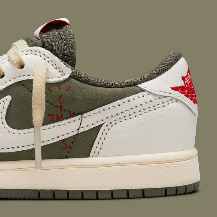 倒钩8.0!「ts x aj1」实物首次曝光了,确认发售!|aj1_新浪新闻