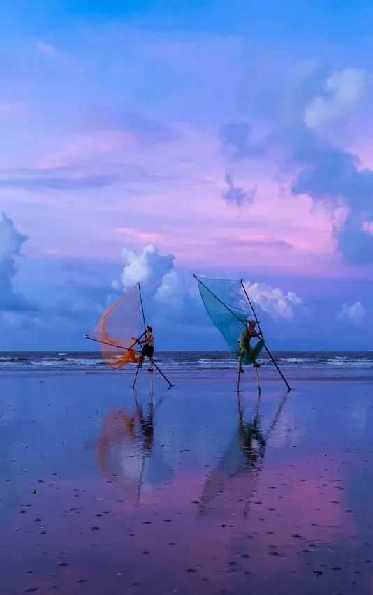 坐上高铁穿越海,离越南最近的边境小城要火了|东兴|京族|北部湾_新浪