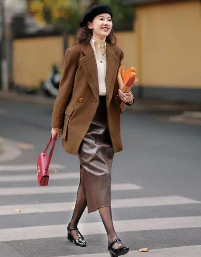 入春后发现:上海满大街都是"奶奶西装,奶奶鞋",洋气又时髦|奶奶鞋