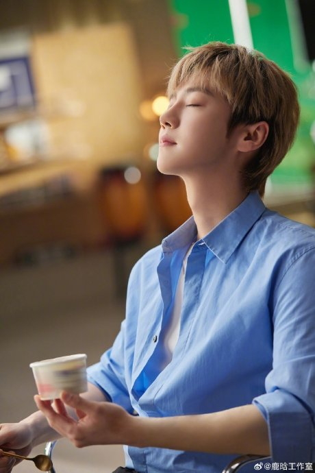 鹿晗|拍摄|脸颊_新浪新闻