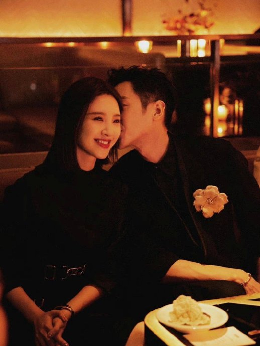 唐艺昕张若昀两个人都在细心地为对方着想|唐艺昕|张若昀_新浪新闻