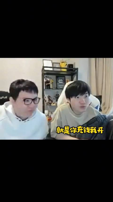 当尖勾尝试忽悠letmecsgo开箱但主播主打一个理智