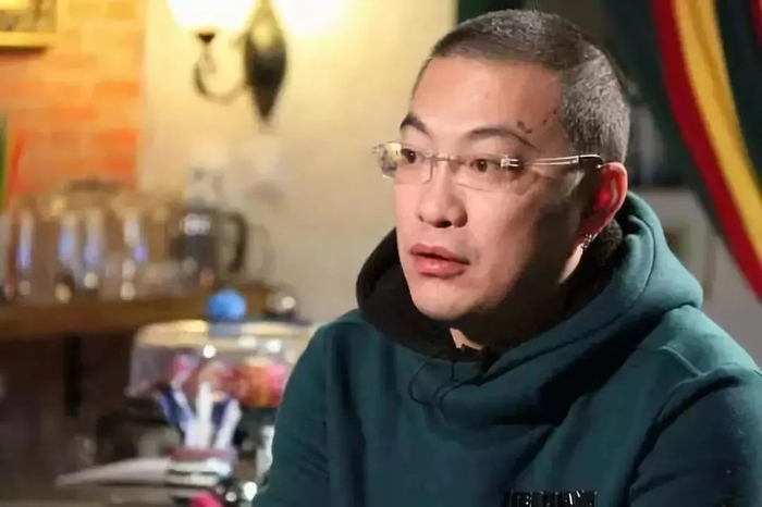 中国情景喜剧,最后一口气没了|我爱我家_新浪新闻