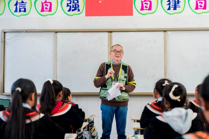 香樟助学计划三年捐赠200万7个香樟索玛班落地大凉山