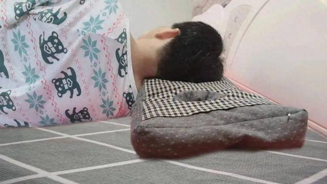 每天晚上睡觉都是吉祥卧的姿势对睡眠有益还是有害别小看