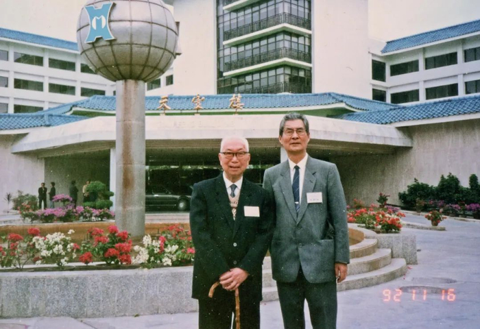 学界泰斗,南京大学周勋初教授逝世|南京大学_新浪新闻