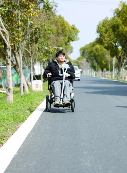 人生只要有方向再难也能走下去