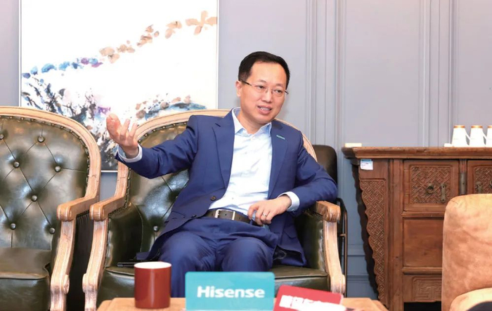 第十四届全国人大代表，海信集团党委书记、董事长贾少谦