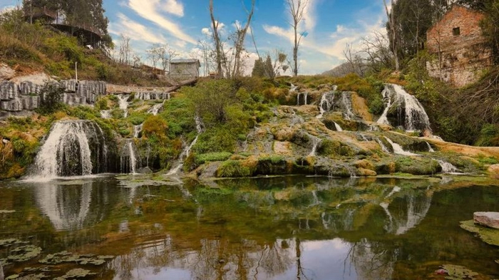 关岭县落叶新村增颜值提气质绘就美丽乡村新画卷