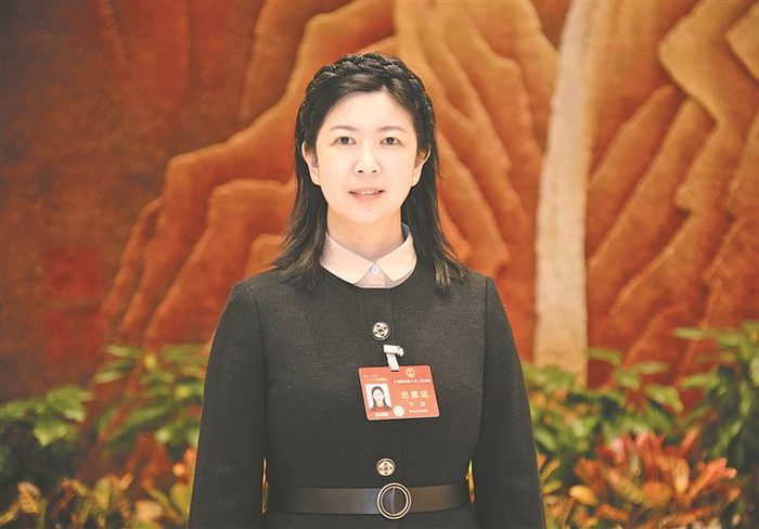 两会好声音|67于洋代表:建立长期护理保险制度|于洋|政府工作报告