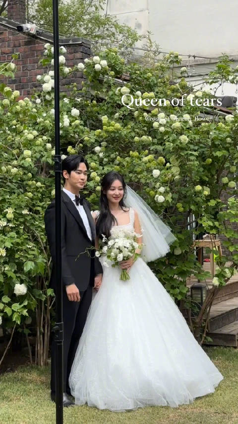 金秀贤金智媛婚纱照幕后花絮掉落两位真的不是在拍杂志画报吗