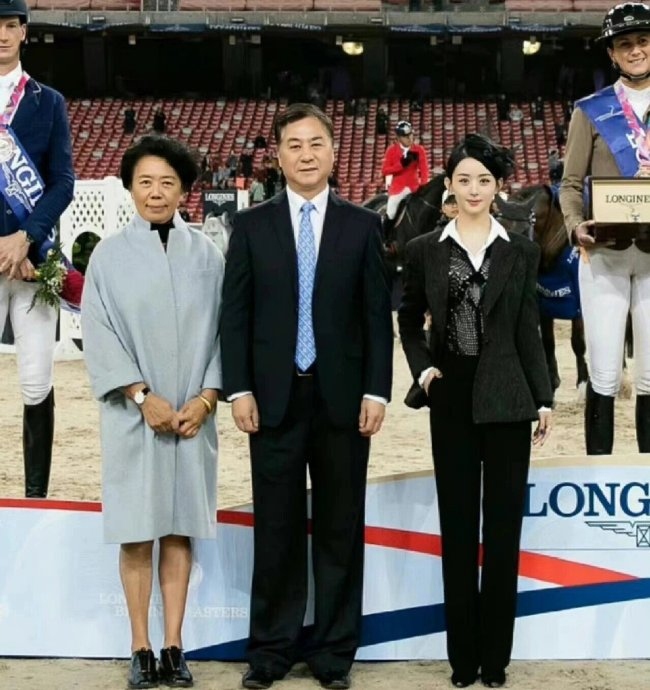 女明星的头围天赋,头围比一般的人都小|女明星|天赋_新浪新闻