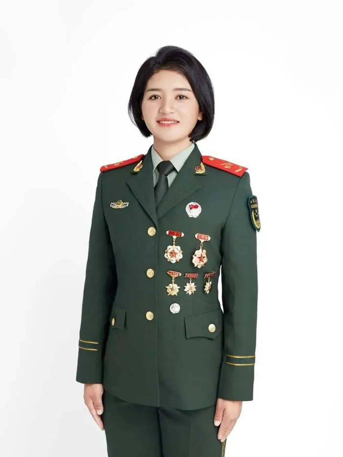 太帅了一等功特战女枪王有了新身份