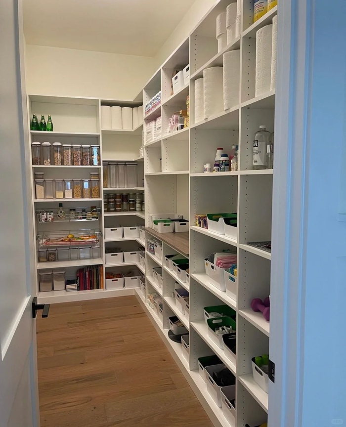 犄角旮旯,小空间,阳台一侧,合理设计都可以改出家庭储物间.