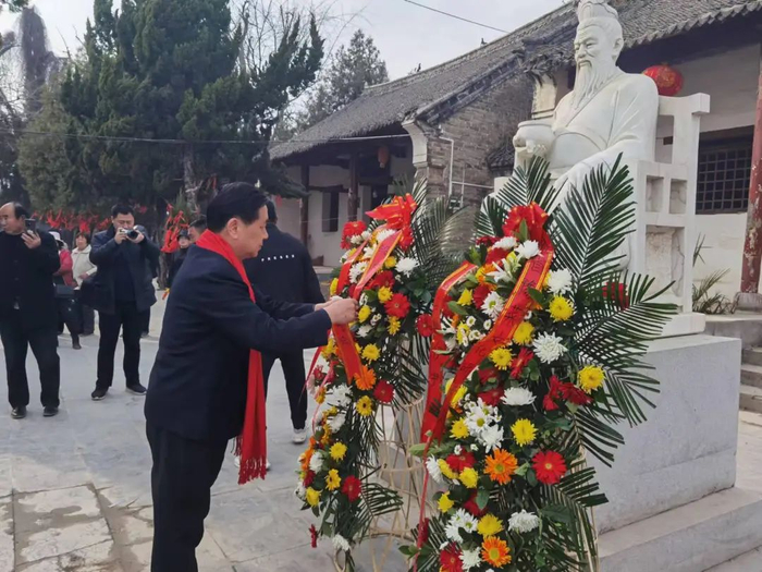 1007老李话商丘我们今天该怎样认识伊尹