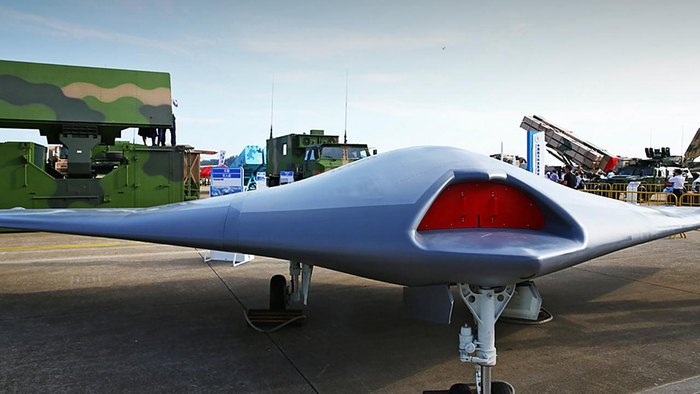 将"天鹰"隐身无人机用于侦察,这是否算大材小用?